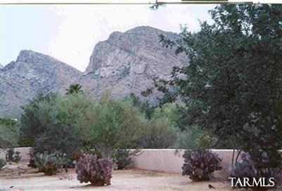1 East Desert Sky Road, Unit 15 Tucson, AZ 85737 - Photo 4 of 6 a view of a outdoor space