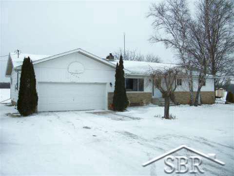 4200 South Carter Road Auburn, MI 48611 - Photo 1 of 15 20057082.JPG