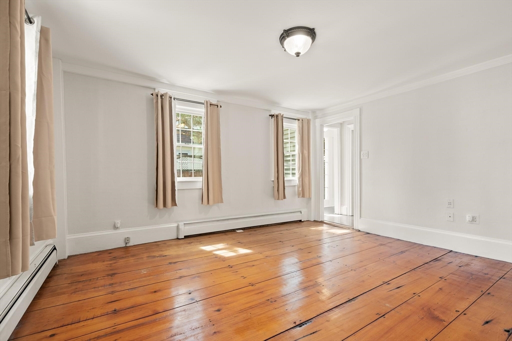 9 Lemon Street Salem, MA 01970 - Photo 10 of 39