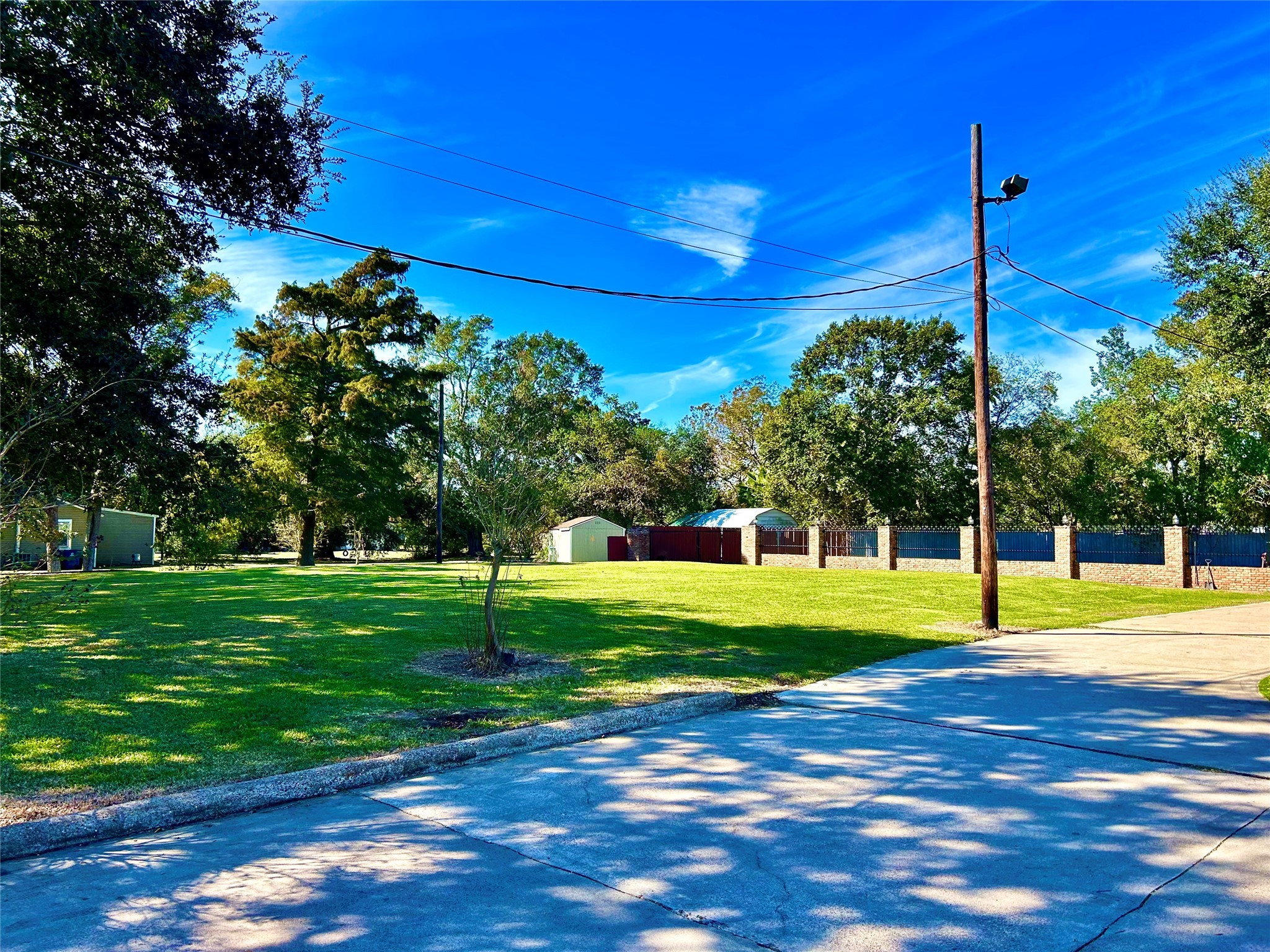 8766 Beauxart Garden Road Beaumont, TX 77705 - Photo 3 of 28