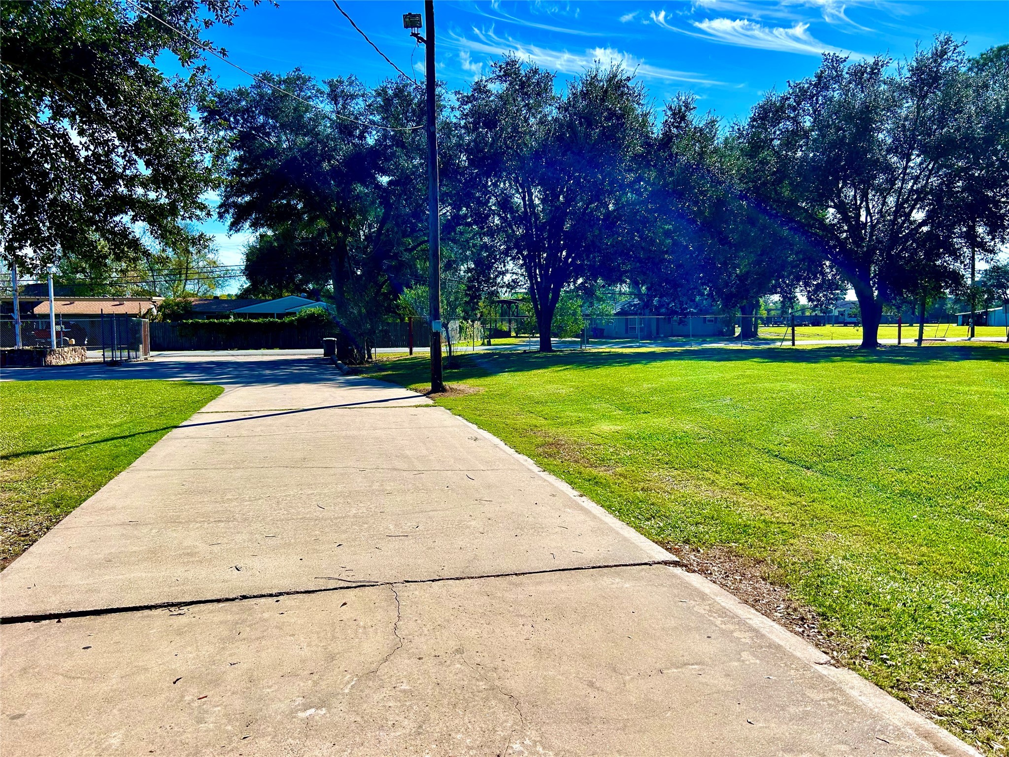 8766 Beauxart Garden Road Beaumont, TX 77705 - Photo 4 of 28