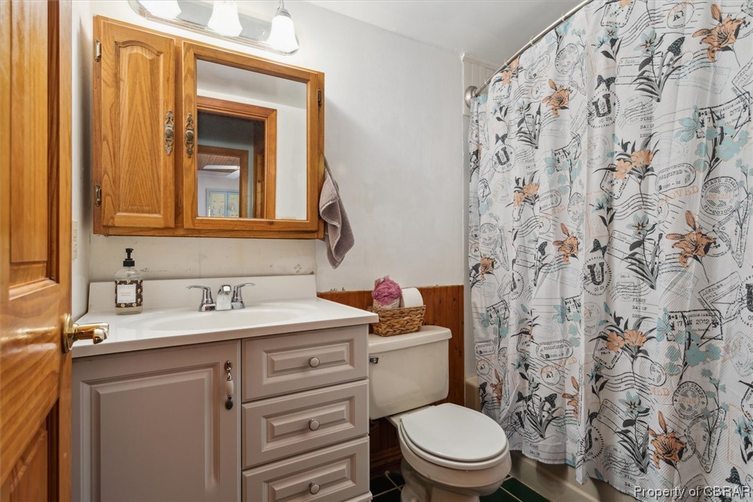 1245 Milby Town Road Shacklefords, VA 23156 - Photo 11 of 47