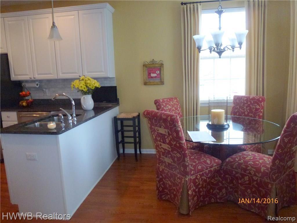 3709 Windingbrook Circle, Unit 85 Rochester Hills, MI 48309 - Photo 11 of 39
