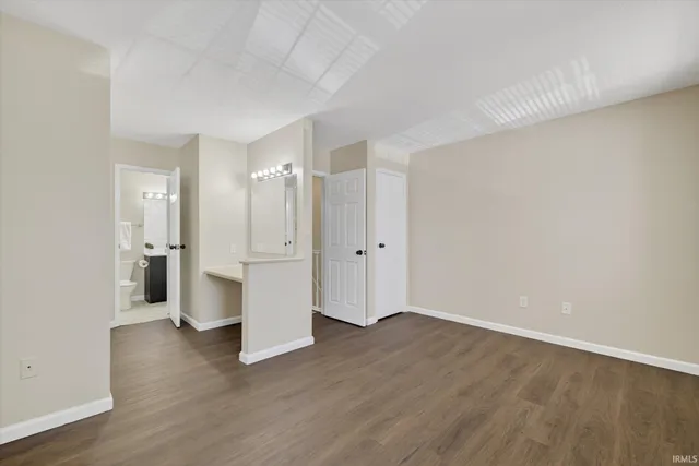 $1,600 | 2360 South Henderson Street, Bloomington, IN 47401