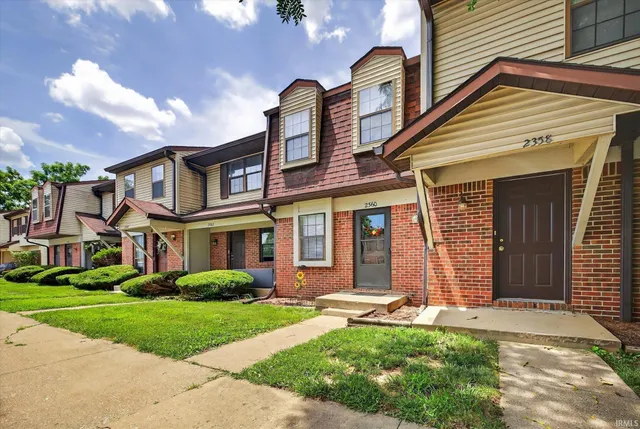 $1,600 | 2360 South Henderson Street, Bloomington, IN 47401