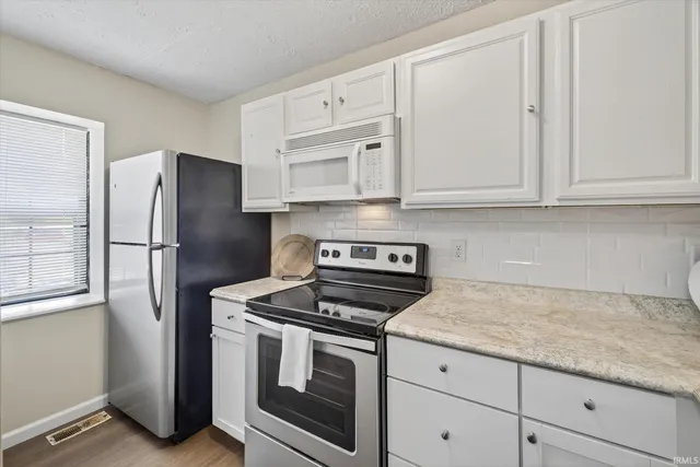 $1,600 | 2360 South Henderson Street, Bloomington, IN 47401