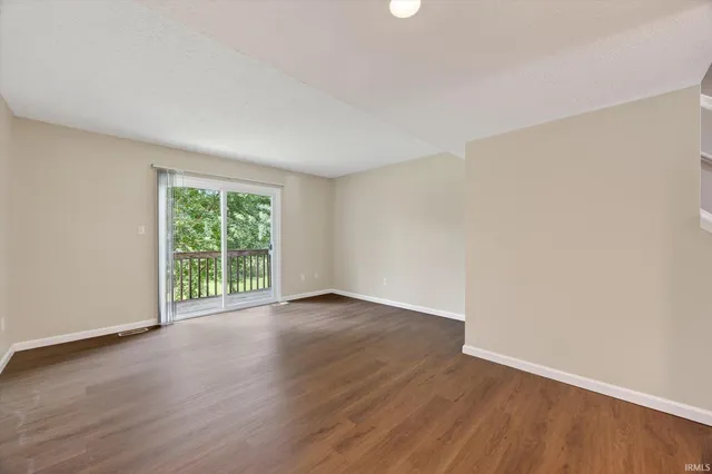 $1,600 | 2360 South Henderson Street, Bloomington, IN 47401