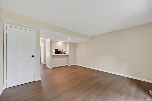 $1,600 | 2360 South Henderson Street, Bloomington, IN 47401