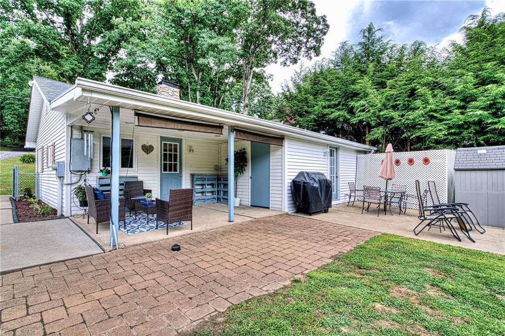 5545 Gibson Road Gibsonia, PA 15044 - Photo 2 of 18 Gallery Image 2