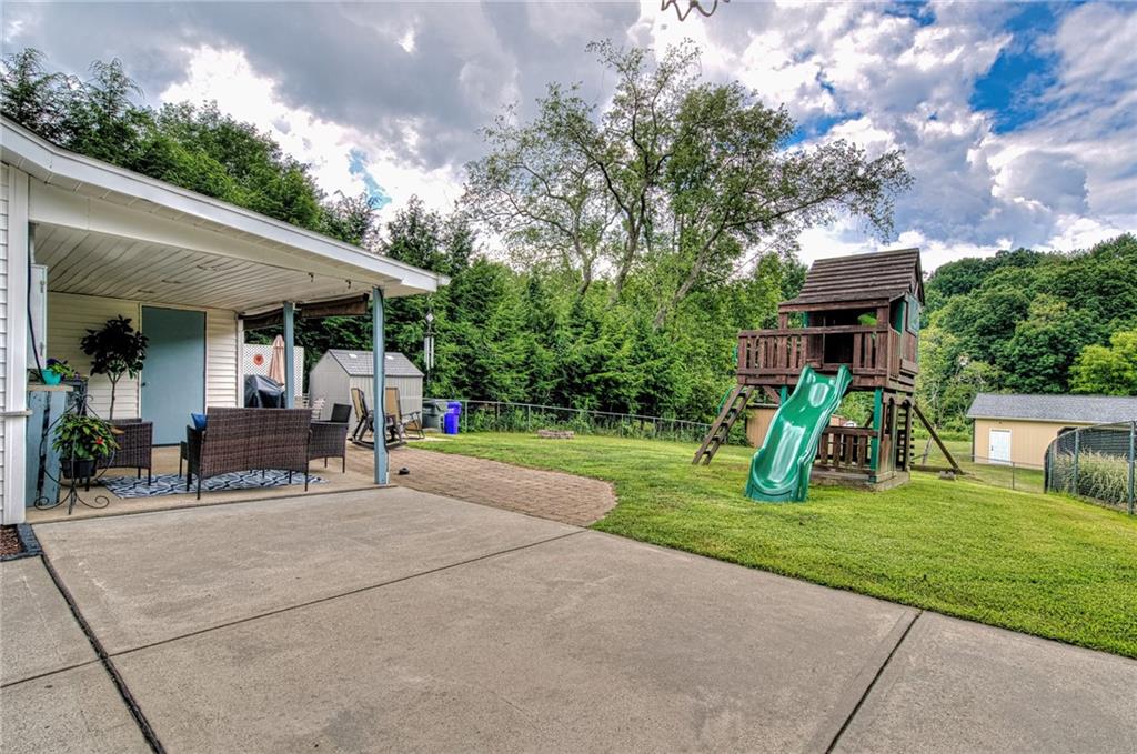 5545 Gibson Road Gibsonia, PA 15044 - Photo 3 of 18 Gallery Image 3