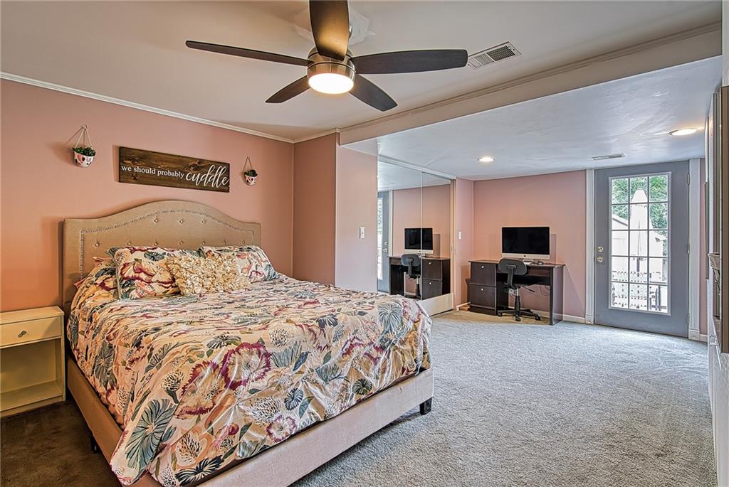 5545 Gibson Road Gibsonia, PA 15044 - Photo 10 of 18 Gallery Image 10