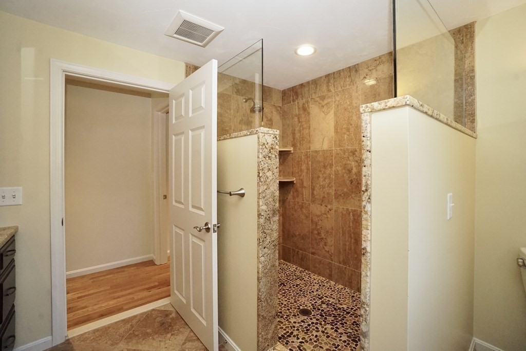 8 Valley Forge Way Foxboro, MA 02035 - Photo 21 of 37