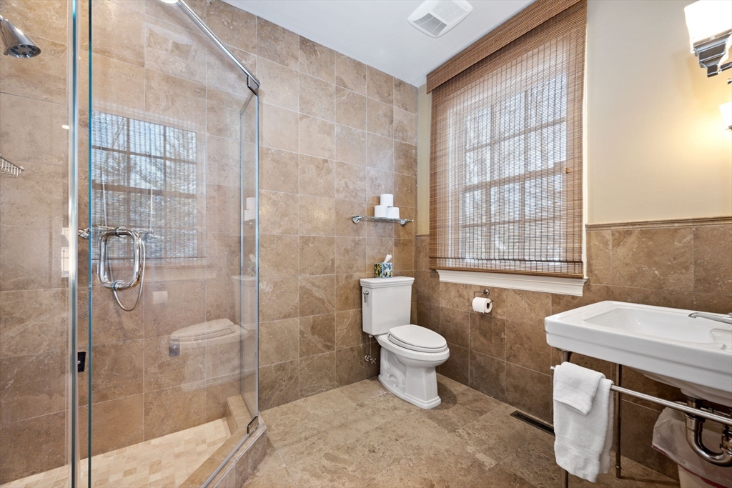 6 Eveningstar Drive Amherst, MA 01002 - Photo 14 of 42