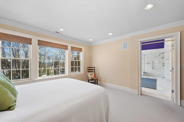 $1,500,000 | 6 Eveningstar Drive, Amherst, MA 01002