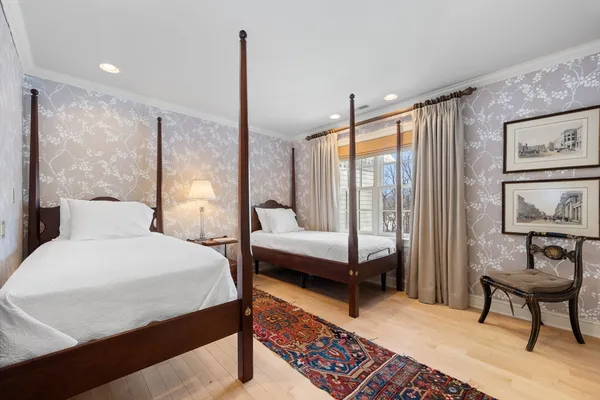 $1,500,000 | 6 Eveningstar Drive, Amherst, MA 01002