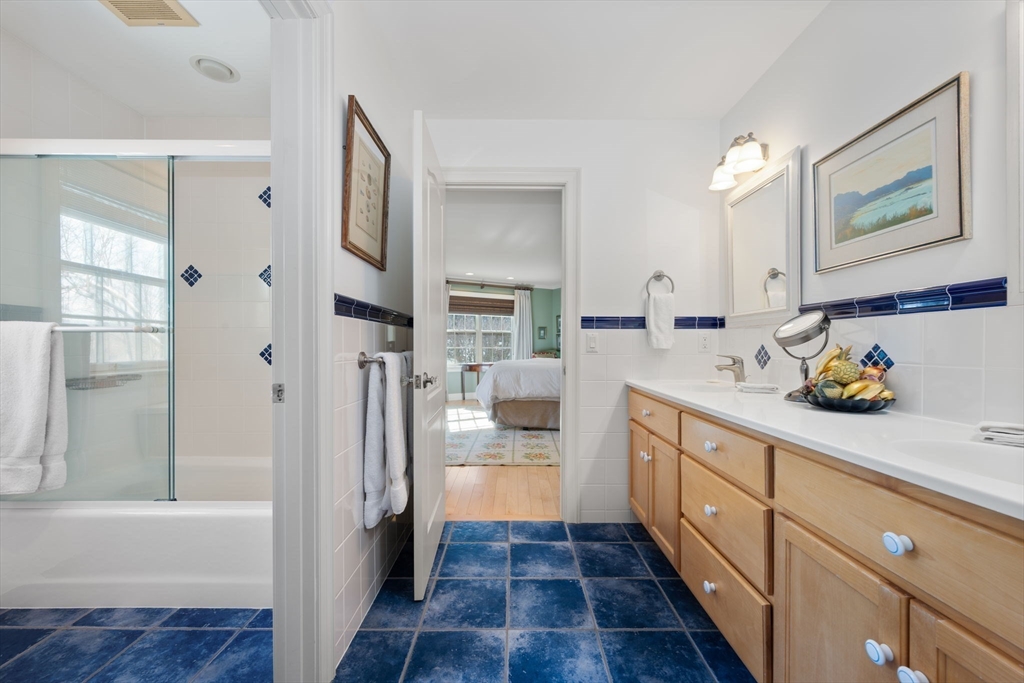 6 Eveningstar Drive Amherst, MA 01002 - Photo 28 of 42