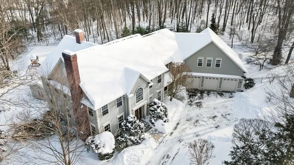 $1,500,000 | 6 Eveningstar Drive, Amherst, MA 01002