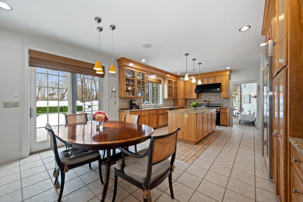 6 Eveningstar Drive Amherst, MA 01002 - Photo 9 of 42