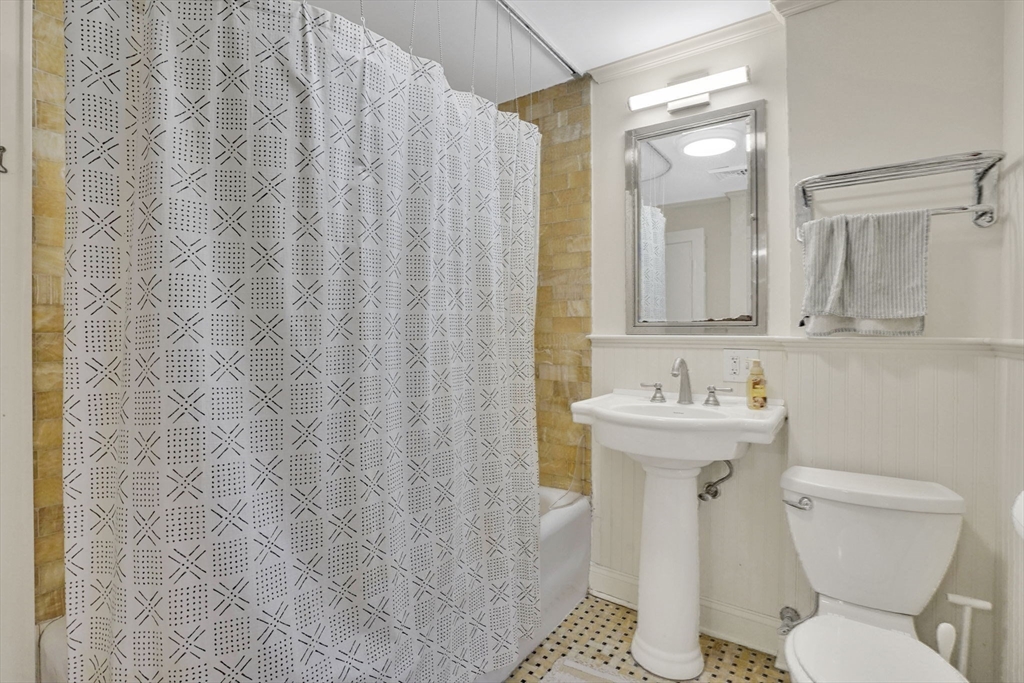 158 Wenonah Road Longmeadow, MA 01106 - Photo 22 of 35