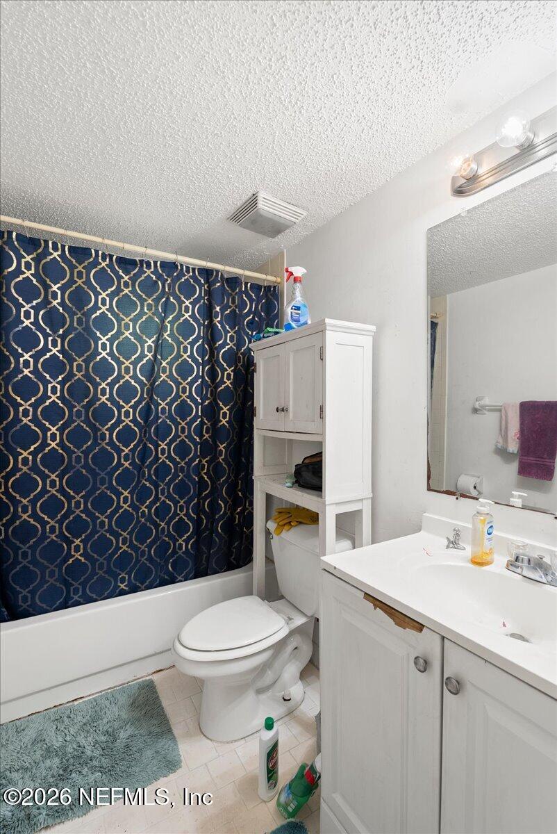2910 Post Street Jacksonville, FL 32205 - Photo 33 of 34 Bathroom