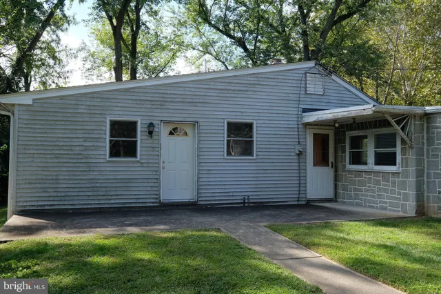 $224,700 | 10 Klapperthal Road, Reading, PA 19606