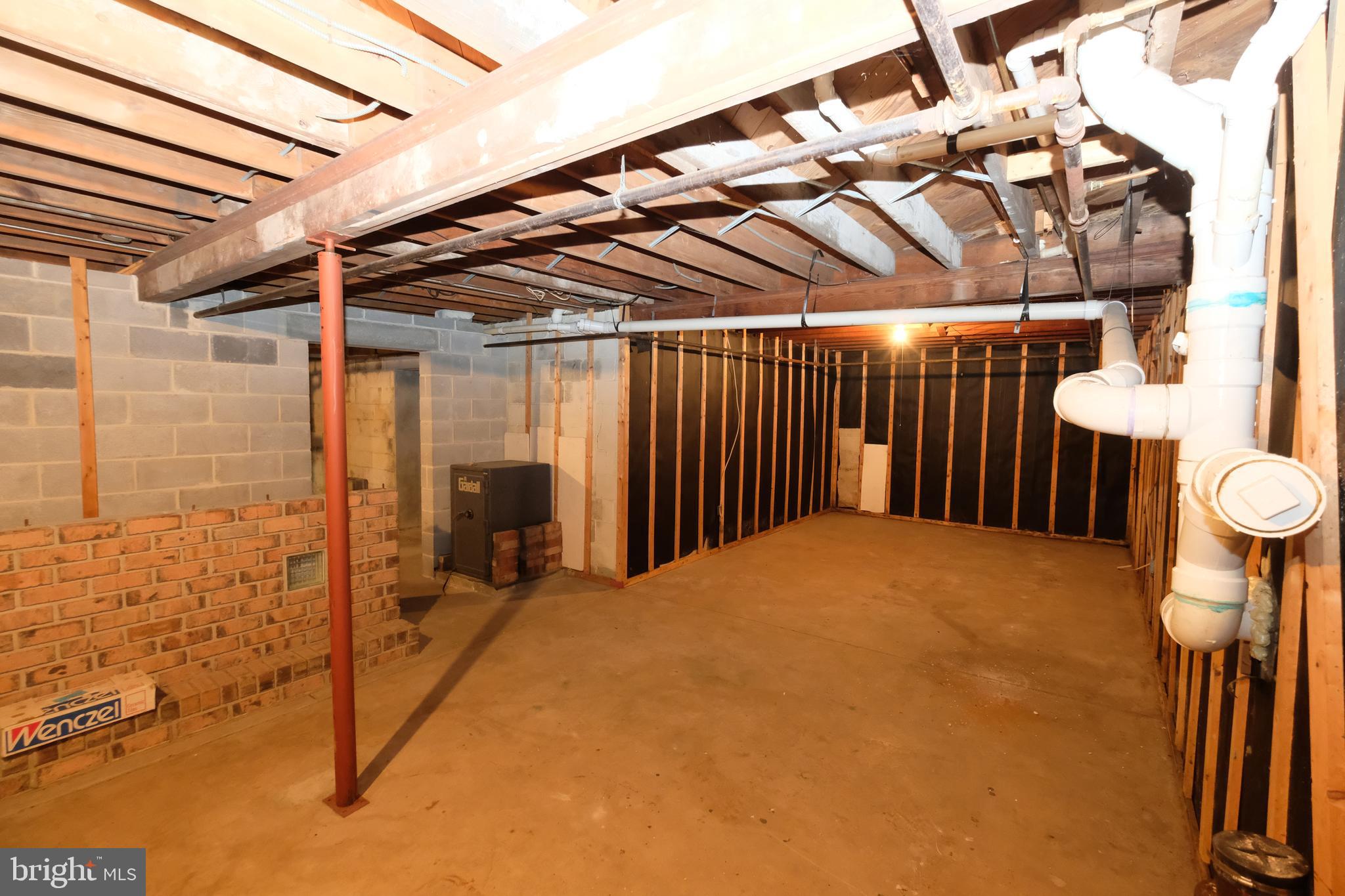 10 Klapperthal Road Reading, PA 19606 - Photo 54 of 65