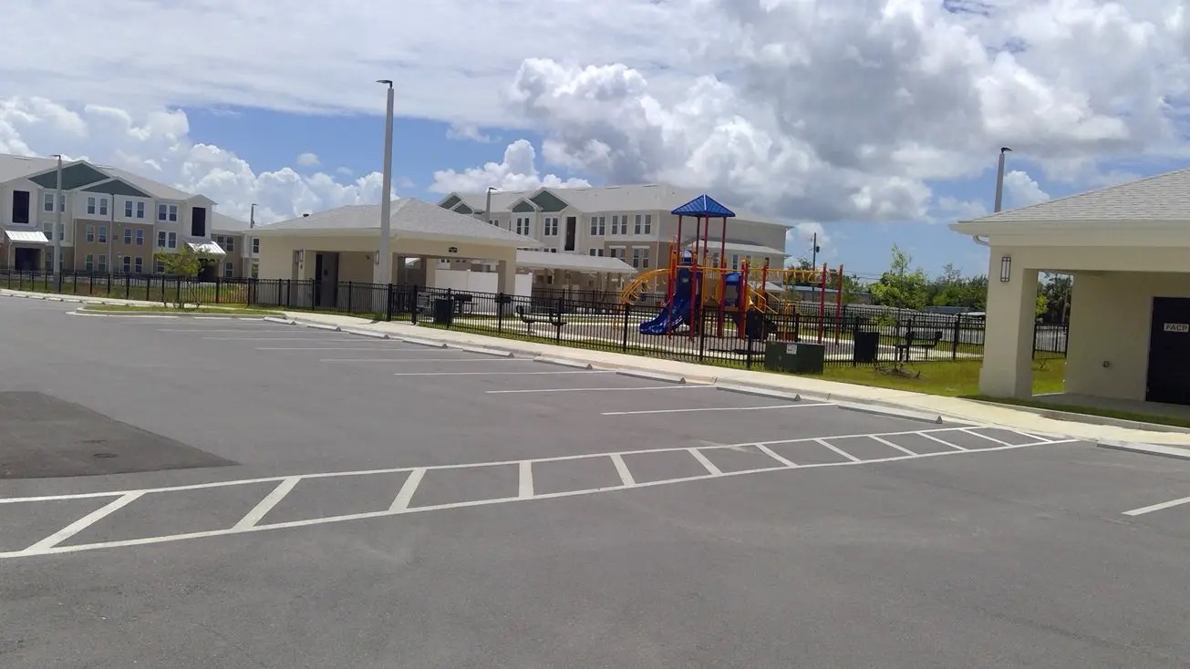 265 West 15th Street Panama City, FL 32401 - Photo 5 of 11 a outdoor view of a building