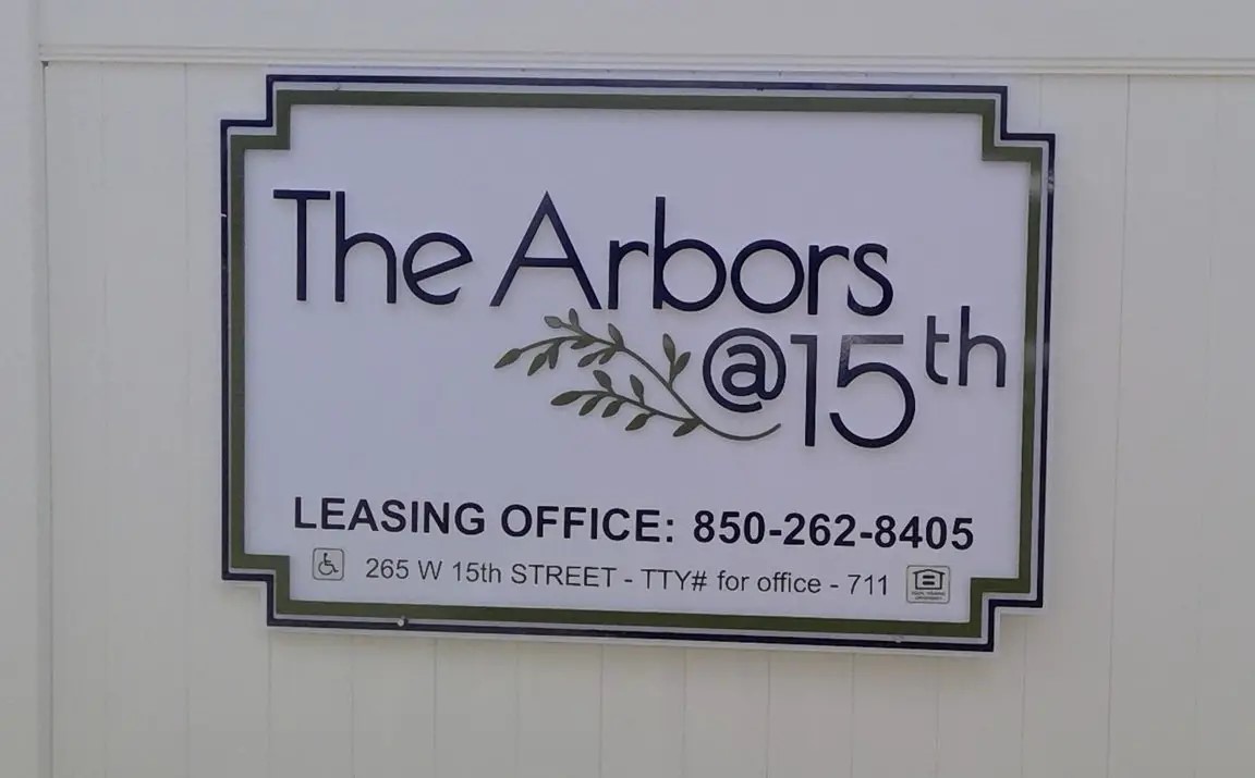 265 West 15th Street Panama City, FL 32401 - Photo 7 of 11 a close up of a sign