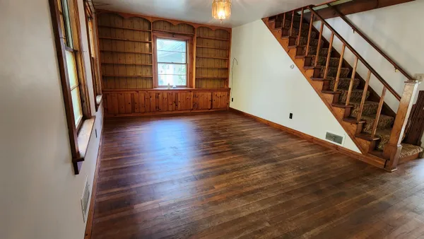 $249,000 | 45 Chase Street, Claremont, NH 03743