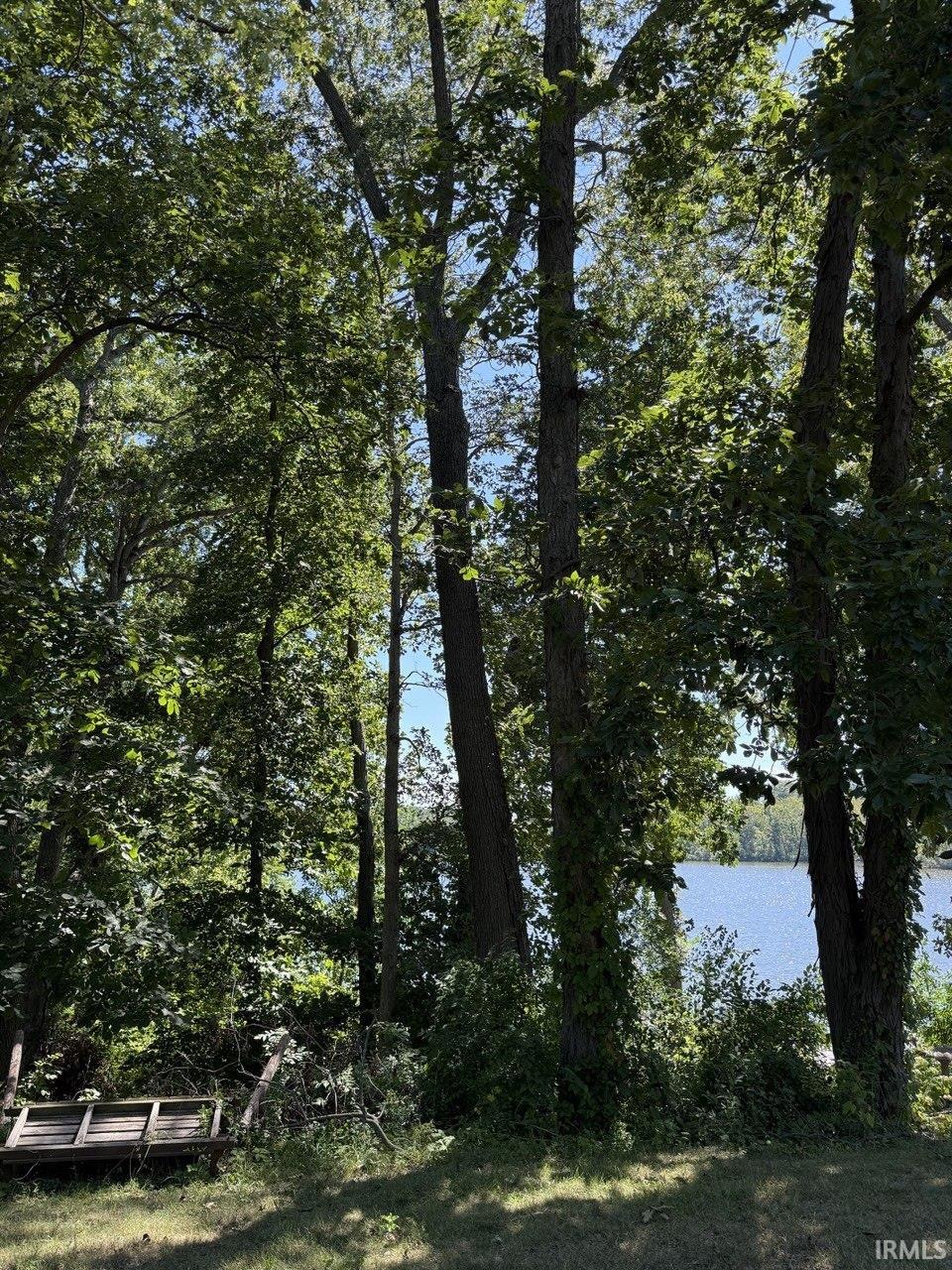 20 R2a Pierceton, IN 46562 - Photo 5 of 8