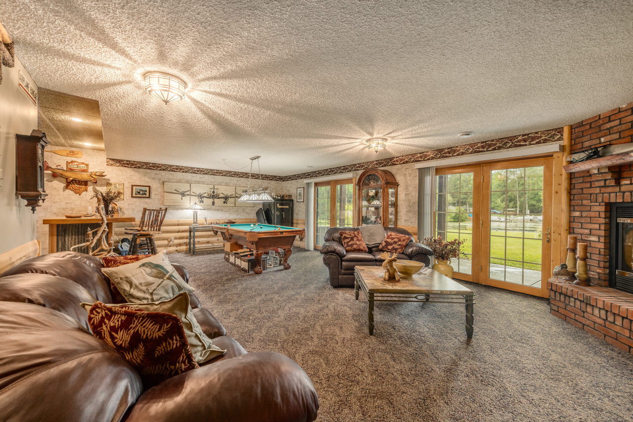 N10627 Bay View Lane Worcester, WI 54555 - Photo 35 of 73 LL Family Room