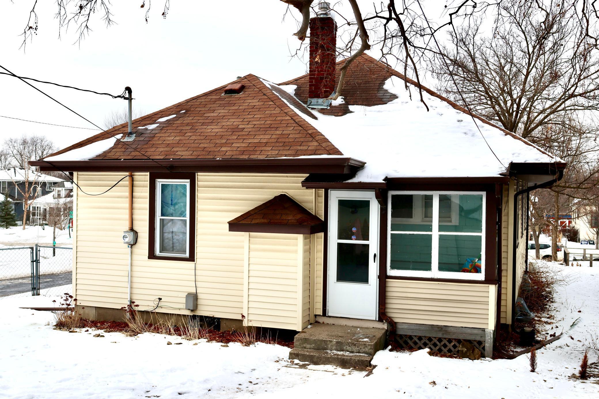 3951 17th Avenue South Minneapolis, MN 55407 - Photo 2 of 20