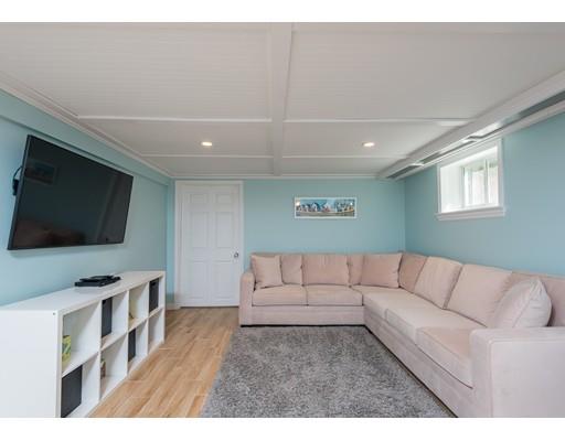 404 Center Street Hanover, MA 02339 - Photo 25 of 39 Gallery Image 25