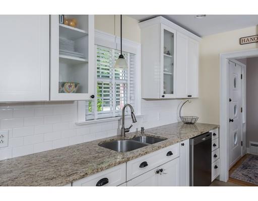 404 Center Street Hanover, MA 02339 - Photo 8 of 39 Gallery Image 8