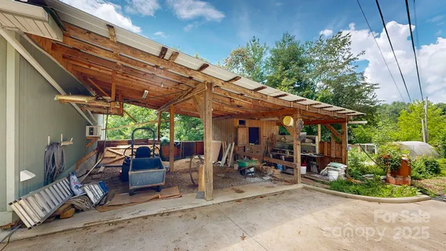 $795,000 | 6 Sunrise Valley, Leicester, NC 28748