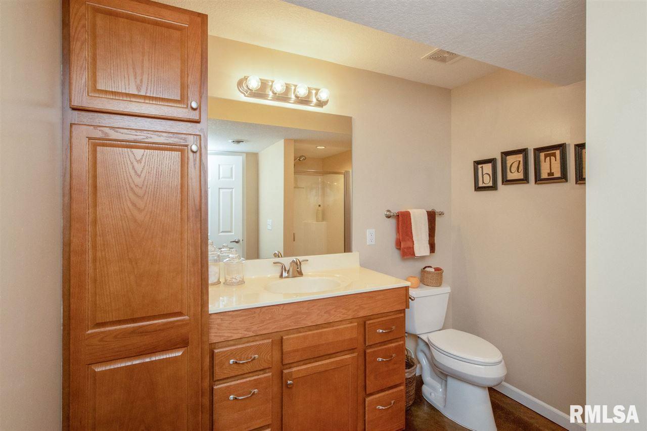 209 North 18th Street Clinton, IA 52732 - Photo 24 of 30 Gallery Image 24