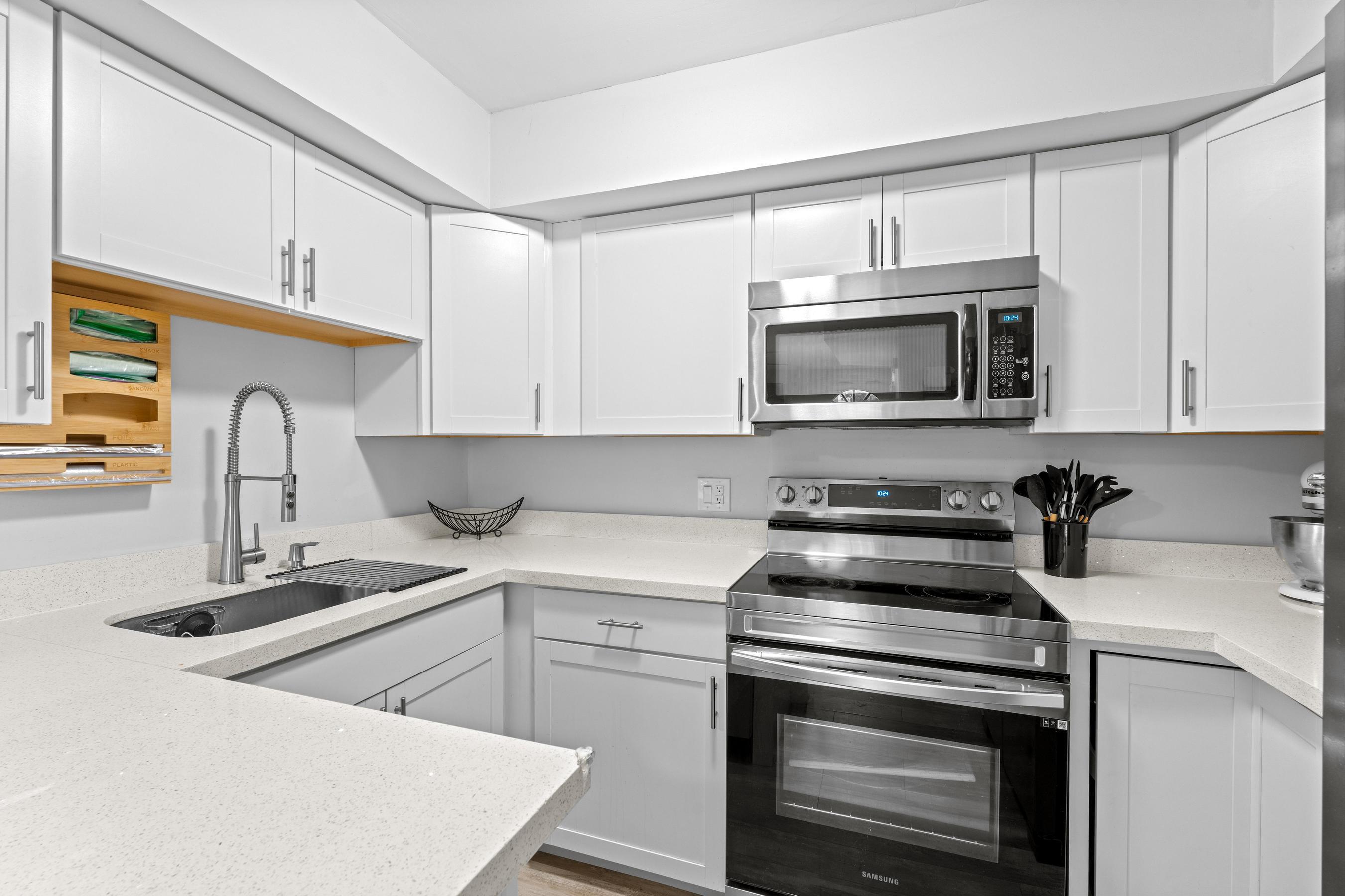 3715 Village Drive, Unit A Delray Beach, FL 33445 - Photo 3 of 36 A7401505