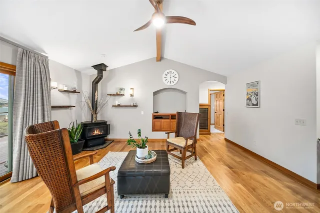 $998,500 | 7491 Pot O Gold Lane, Wenatchee, WA 98801