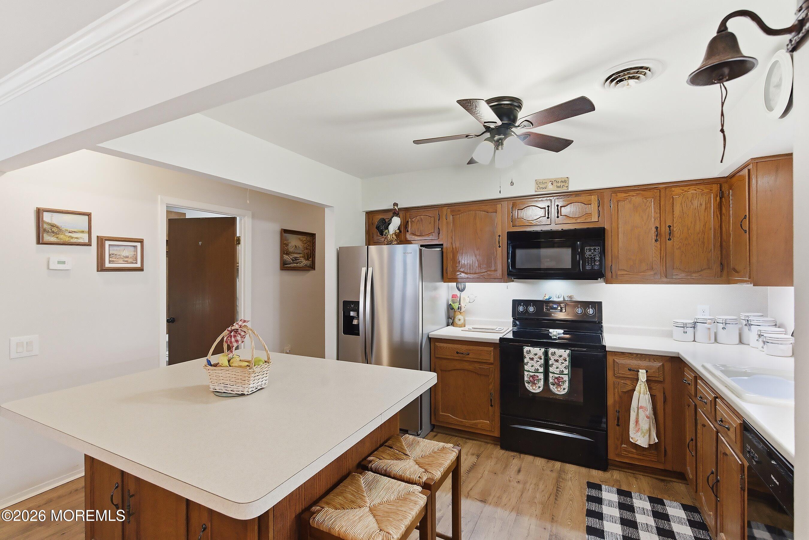 144 B Sunset Road, Unit 60 Whiting, NJ 08759 - Photo 6 of 19 06-Kitchen 1