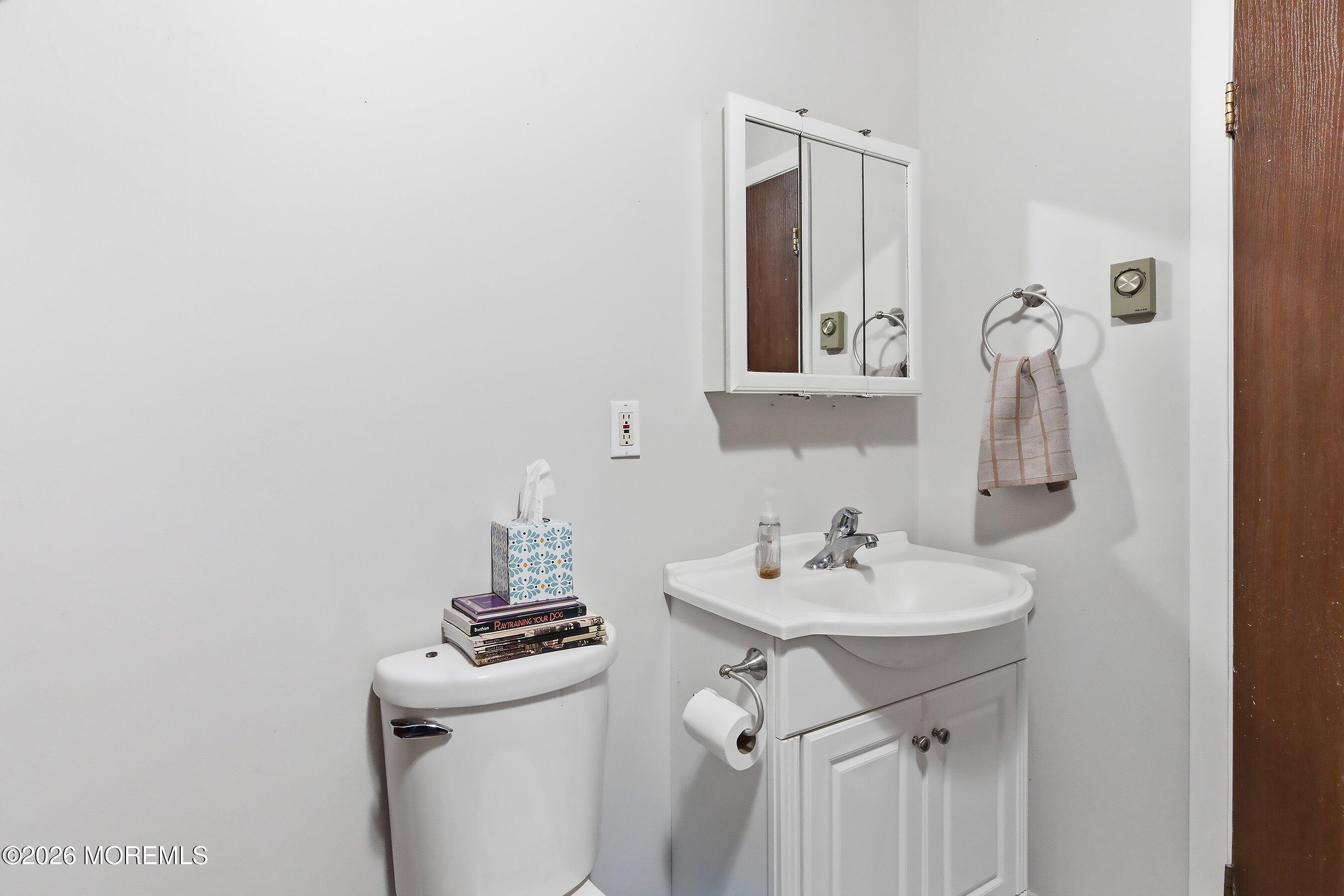 144 B Sunset Road, Unit 60 Whiting, NJ 08759 - Photo 8 of 19 08-Powder 1