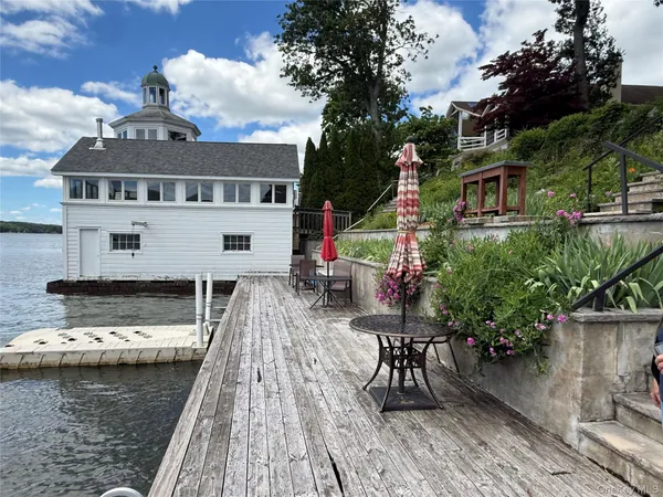 $2,000 | 240 Jersey Avenue, Greenwood Lake, NY 10925