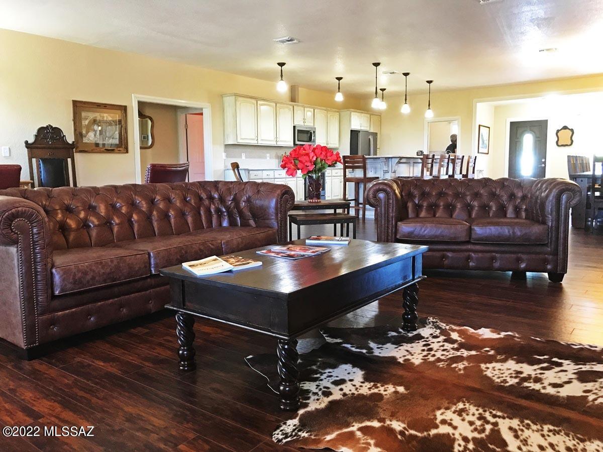 15665 East Hillton Ranch Road Vail, AZ 85641 - Photo 7 of 32