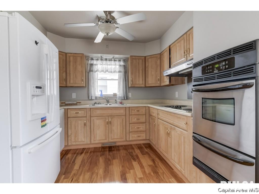 43 Radcliff Road Springfield, IL 62703 - Photo 10 of 36