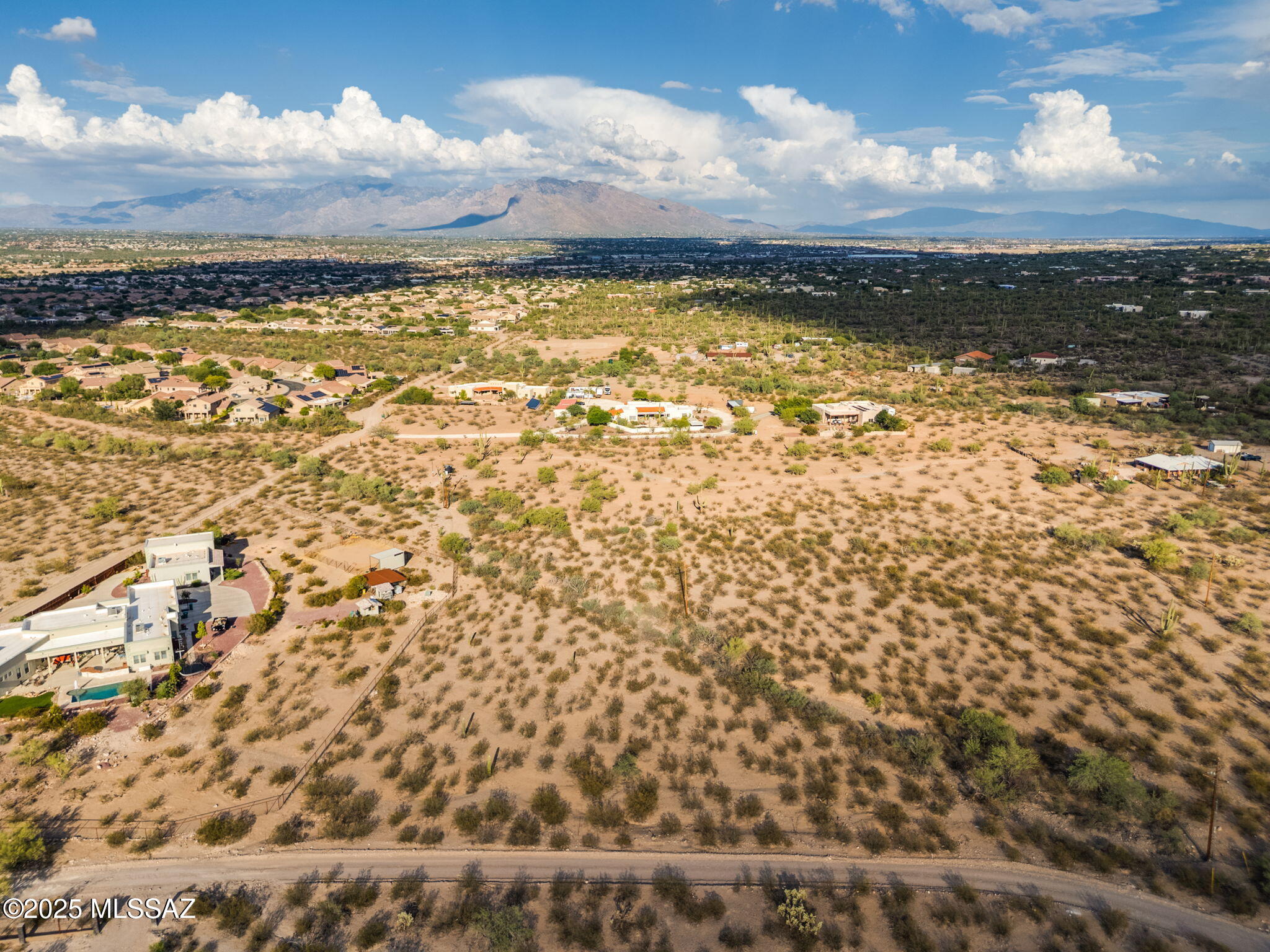 7759 North Artesiano Road, Unit 2 Tucson, AZ 85743 - Photo 10 of 33