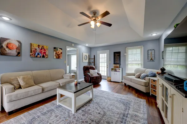 $301,900 | 1909 Claymont Drive, Clarksville, TN 37040