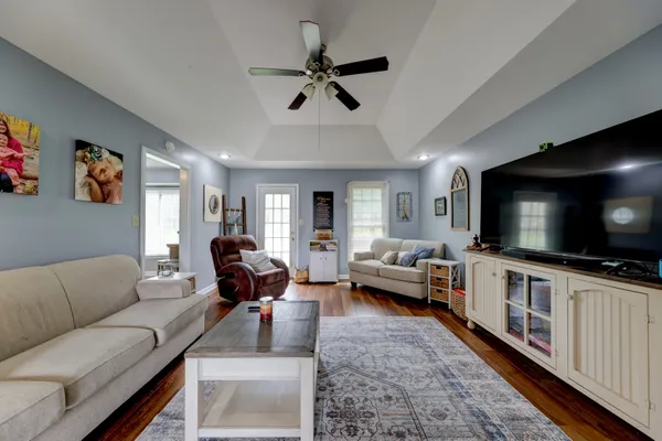 $301,900 | 1909 Claymont Drive, Clarksville, TN 37040