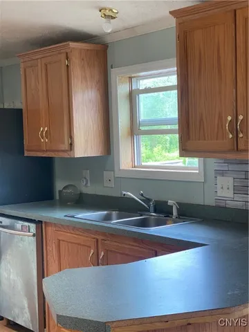 $359,000 | 766-68 Co Rte 20, Oswego, NY 13126