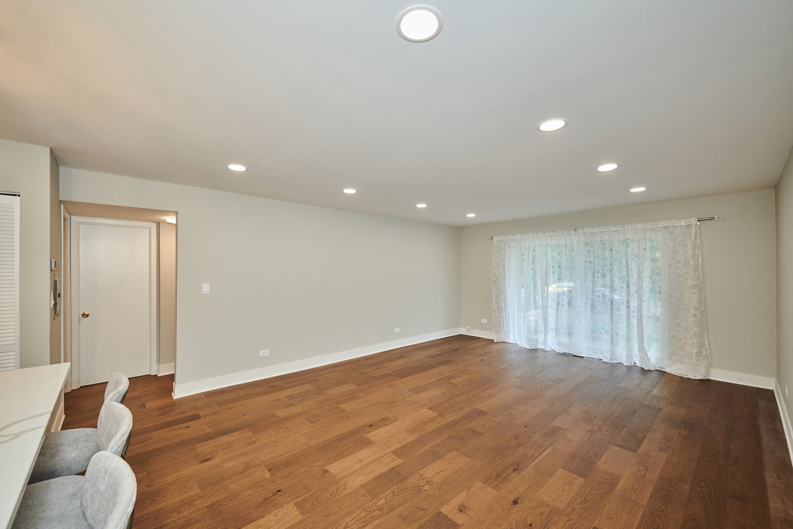 7074 North Ridge Boulevard, Unit 1E Chicago, IL 60645 - Photo 13 of 24