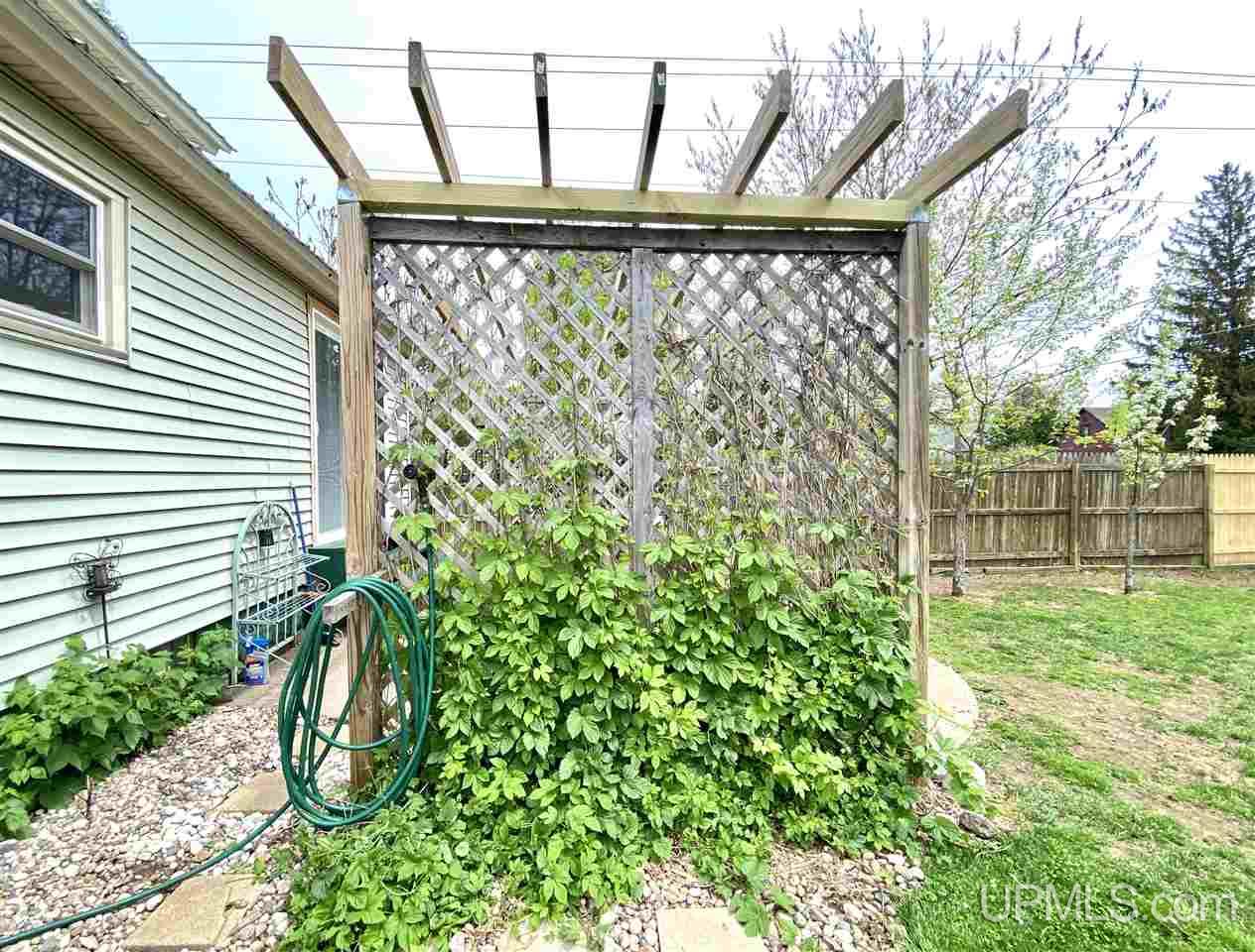 778 Michigan Street Ishpeming, MI 49849 - Photo 8 of 59 Gallery Image 8