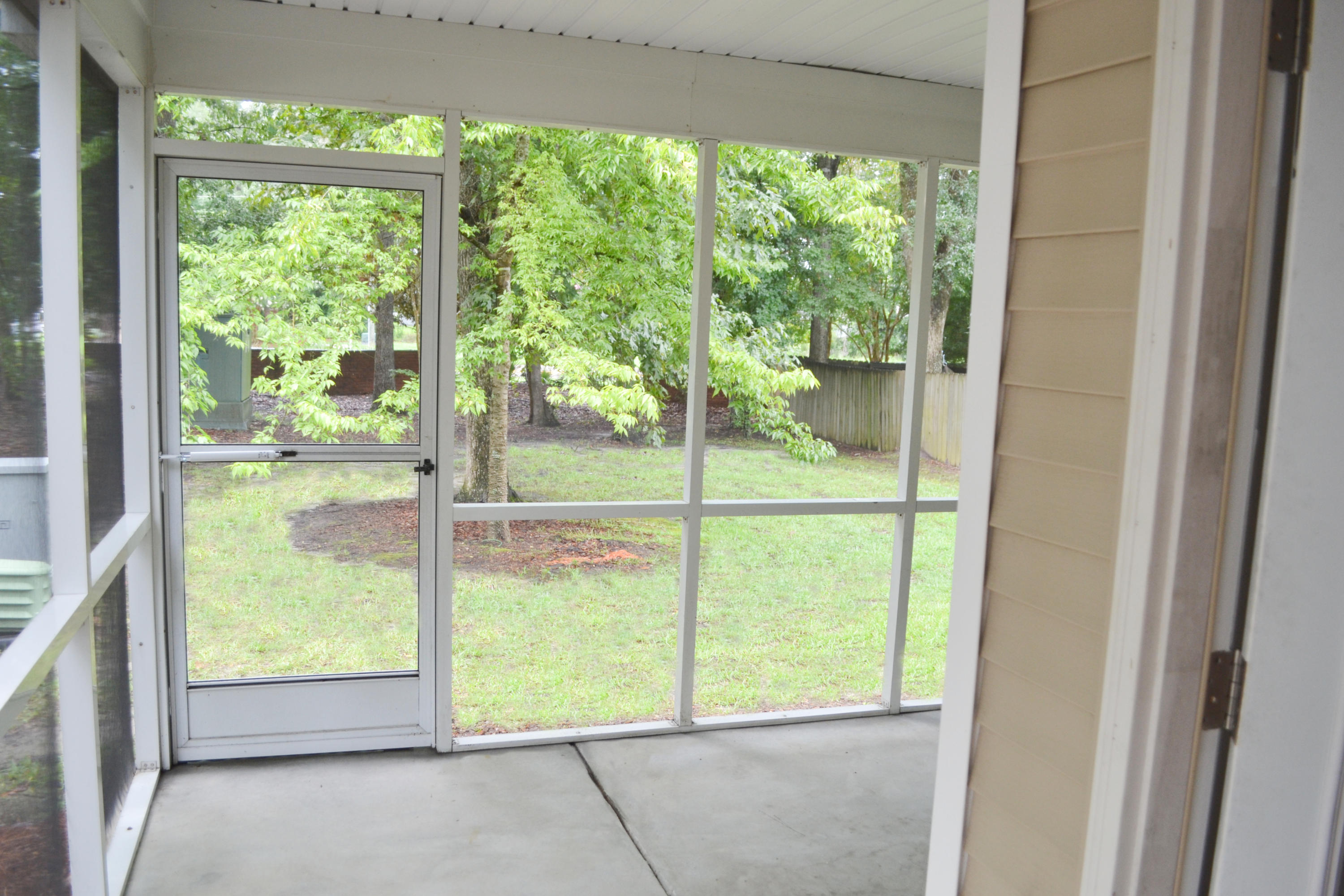 201 Brookshire Road Goose Creek, SC 29445 - Photo 7 of 23 DSC_0263